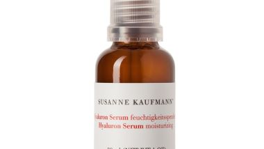 Hyaluron serum di Susanne Kaufmann per idratare in profondità la pelle.