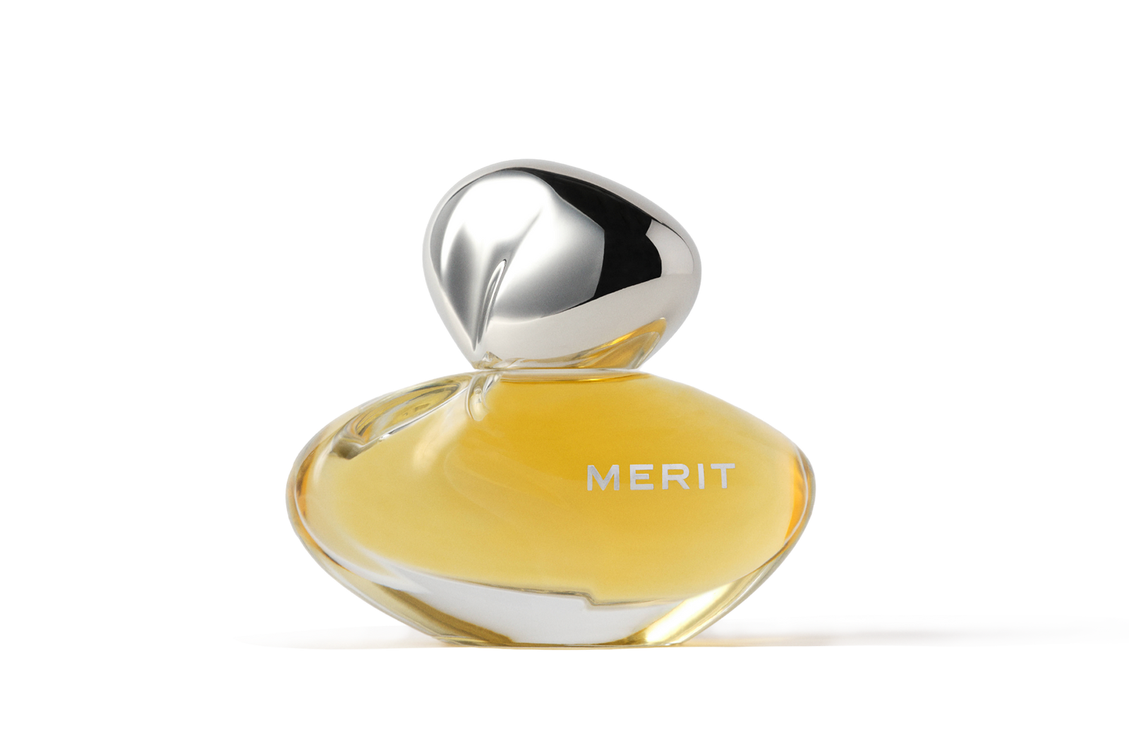MERIT presenta New Wave, il profumo floreale dal carattere speziato