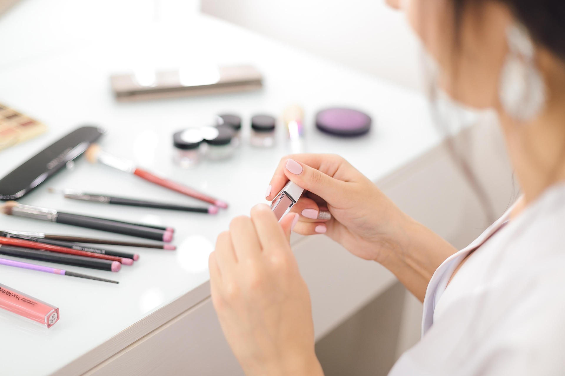 Come scegliere il miglior partner per la produzione di cosmetici conto terzi